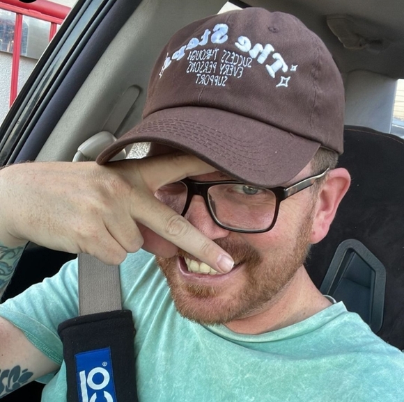 Meet your Posher, Miguel - Picture 8 of 17